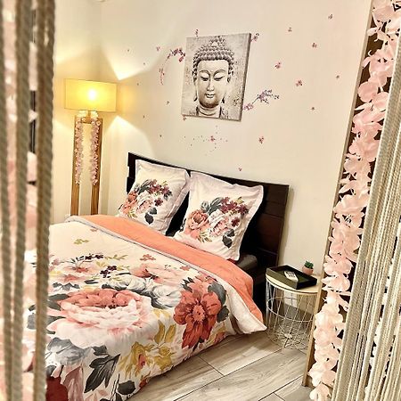Апартаменты *Le Lotus*Fiber Wifi*Hyper Center* Салон-де-Прованс Экстерьер фото